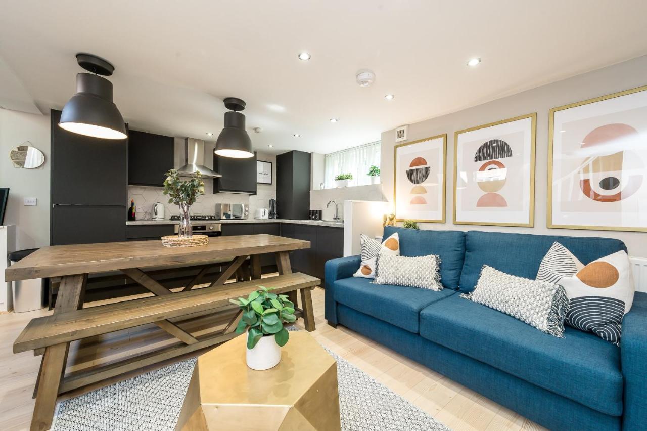 Host & - The Georgian Coach House 1 Holiday home Liverpool